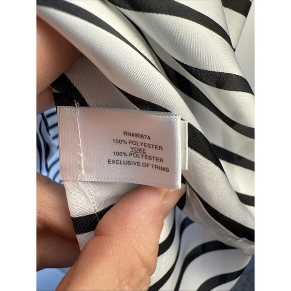 Boston Proper Size 6 Striped Silky Blouse Color Block Short Sleeve Top EUC - Picture 3 of 4